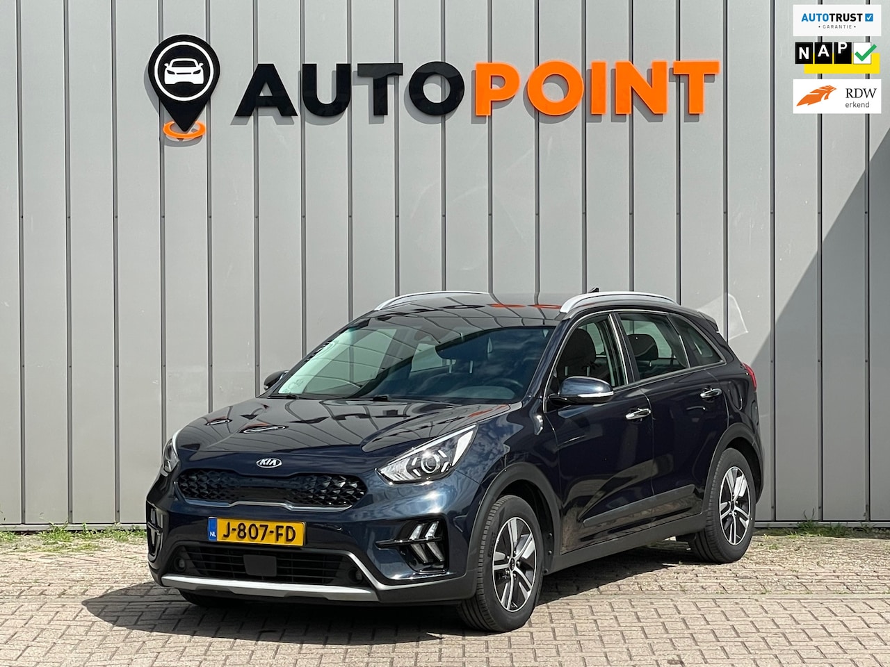 Kia Niro - 1.6 GDi Hybrid DynamicLine DEALER OND EERSTE EIG - AutoWereld.nl