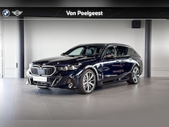 BMW 5-serie Touring - 530e M Sport Edition | M Sport Pro | Glazen Panoramadak | Stoelverwarming | Head-Up Displa