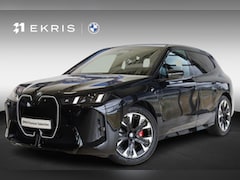 BMW iX - xDrive60 | M Sportpakket Pro | Harman/Kardon | Driving Assistant Professional | Skylounge