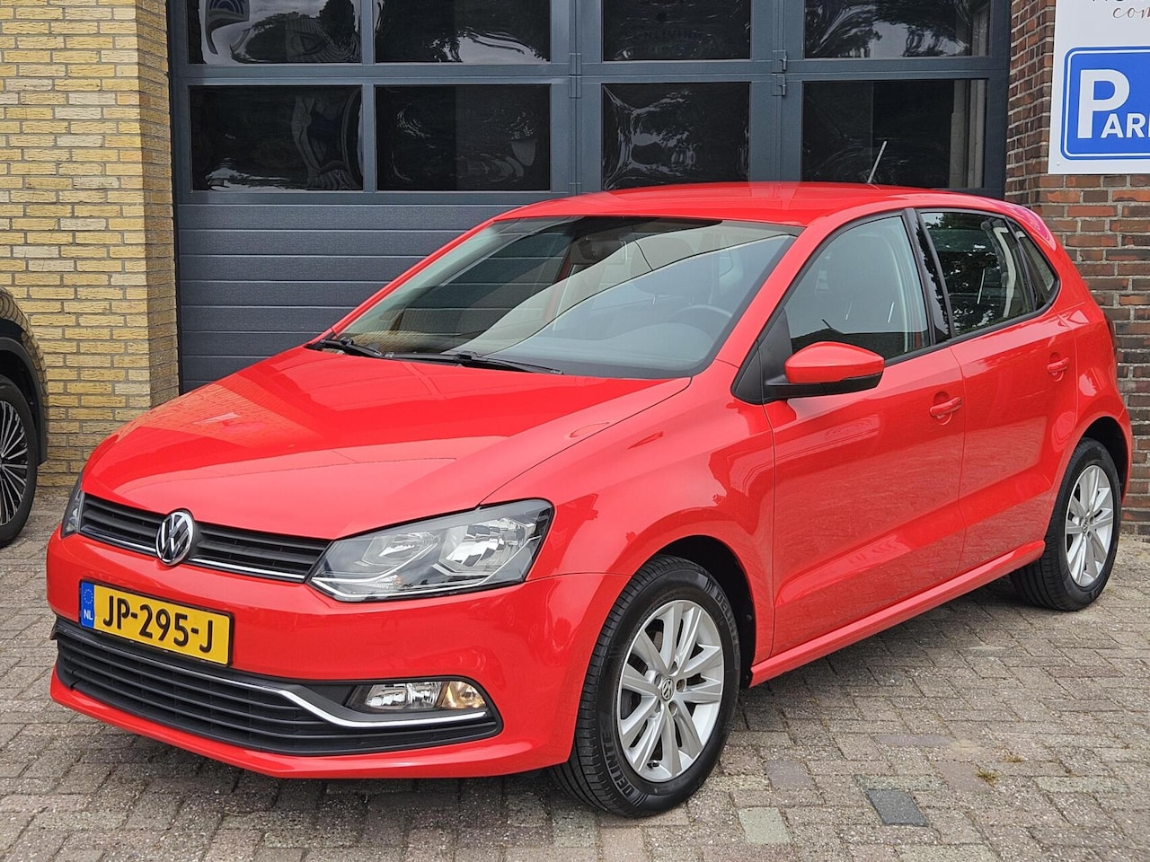 Volkswagen Polo - 1.2 TSI Comfortline | Airco | Trekhaak | Cruise Control - AutoWereld.nl