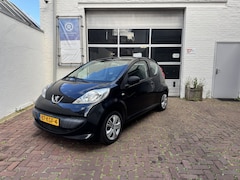 Peugeot 107 - 1.0-12V XR Apple Carplay