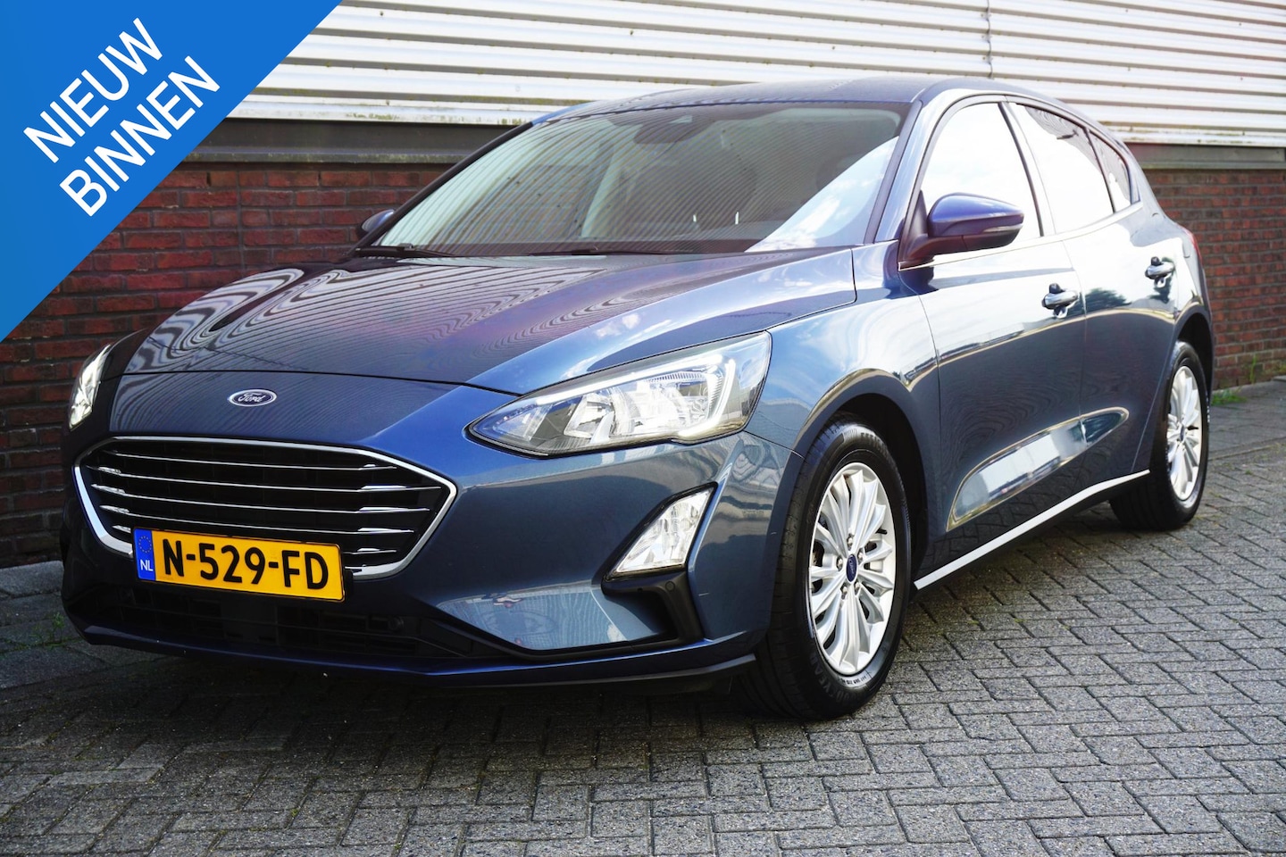 Ford Focus - 1.0 EcoB.125pk Hybrid Titanium X Bus./Comf.stoel/ Trekhaak/Camera. - AutoWereld.nl