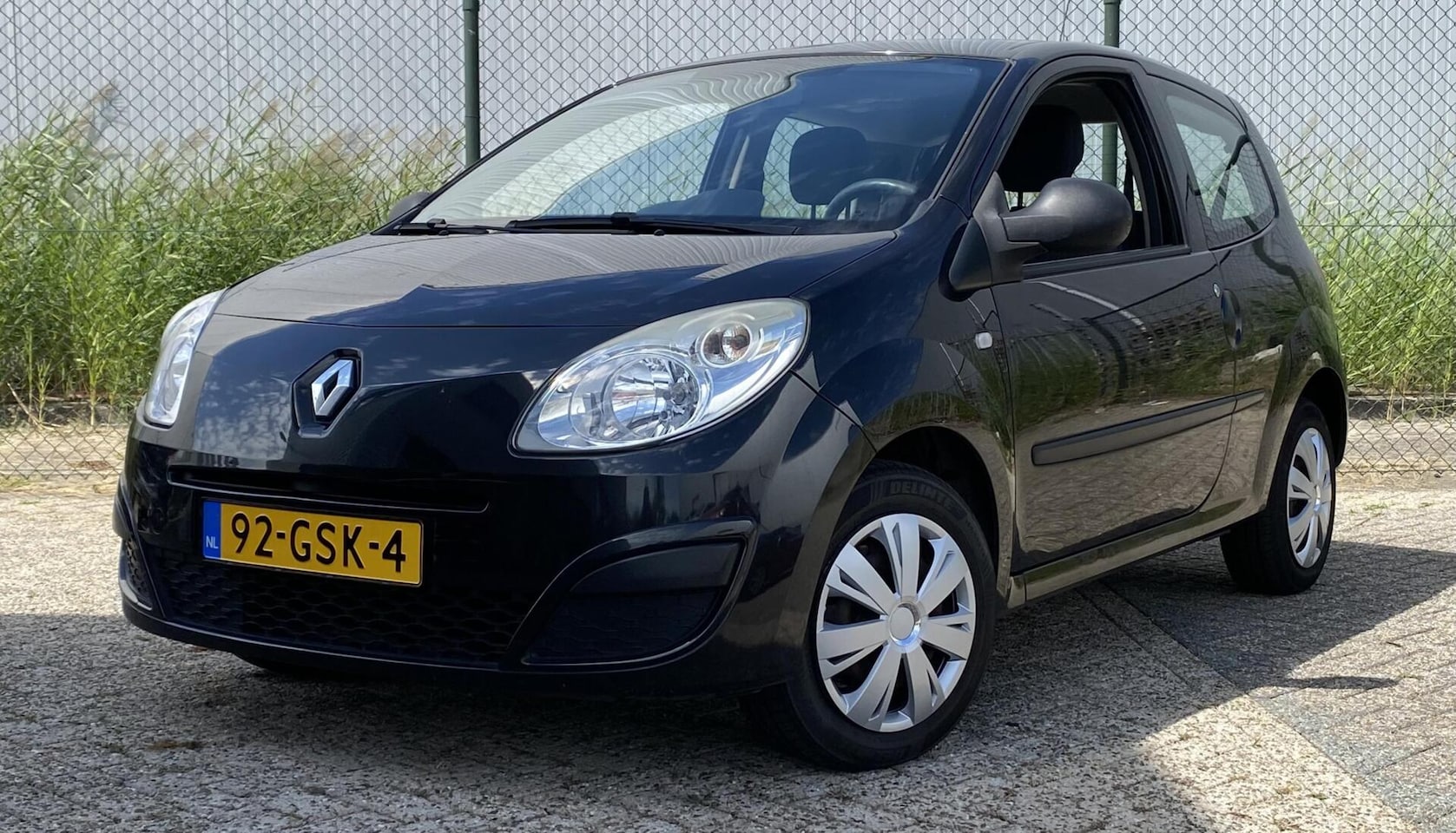Renault Twingo - 1.2 Authentique | 135 DKM | APK=27-5-2027 - AutoWereld.nl