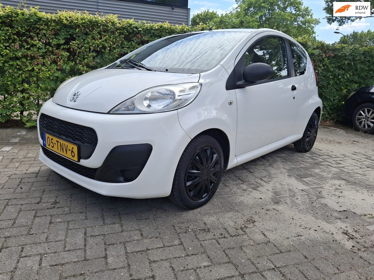 Peugeot 107 - 1.0 Access Accent AIRCO 2012 ERG FIJNE AUTO - AutoWereld.nl