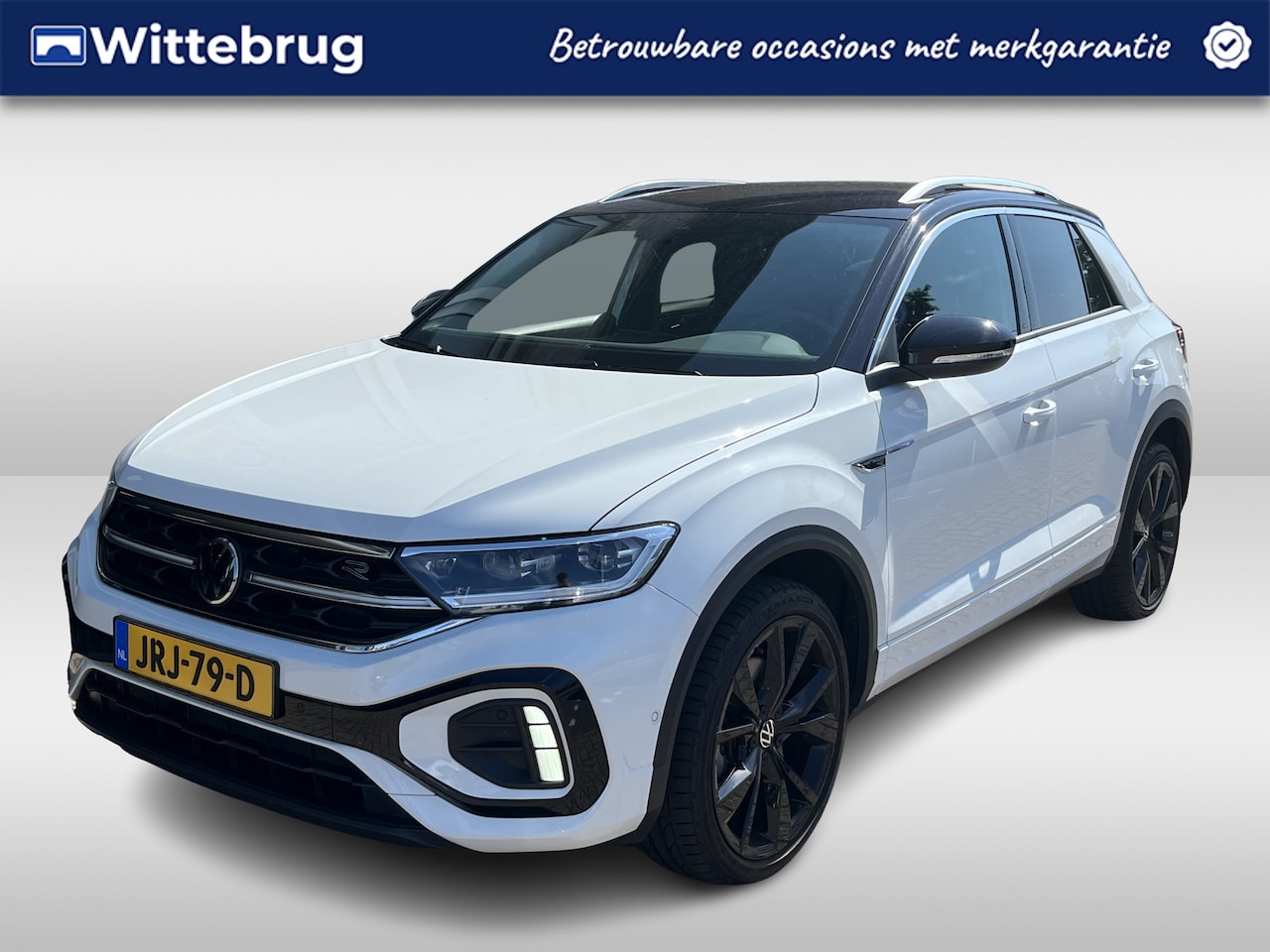 Volkswagen T-Roc - 1.5 TSI R-Line / AUTOMAAT/ TREKHAAK/ LEER/ 2x R-LINE/ KEYLESS/ DIGITAL DASH/ APP-CONNECT/ - AutoWereld.nl