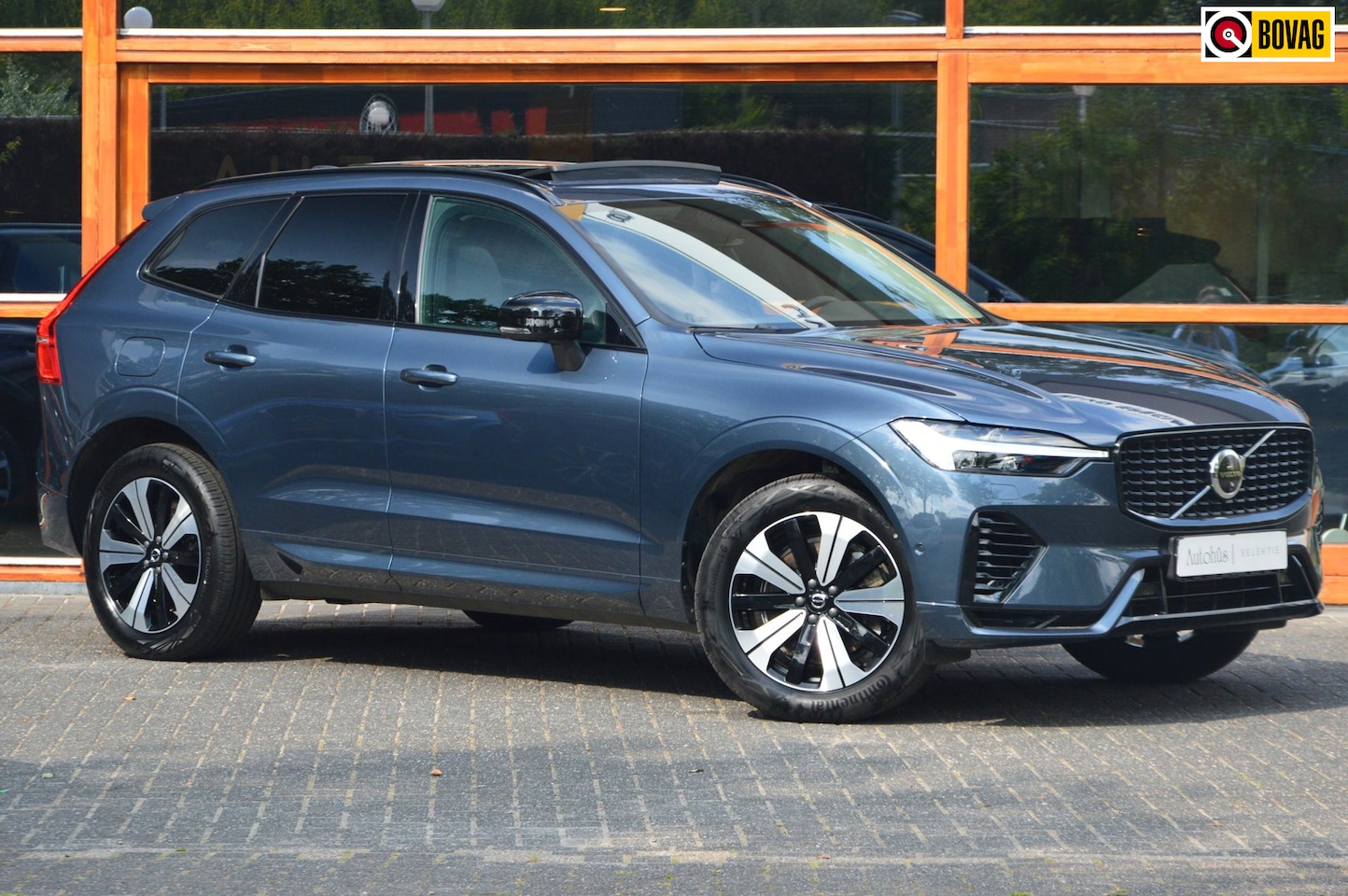 Volvo XC60 - T6 Hybride AWD Plus Dark | 360° Camera | Harman/Kardon | Panoramadak | Stoel + Stuur Verwa - AutoWereld.nl