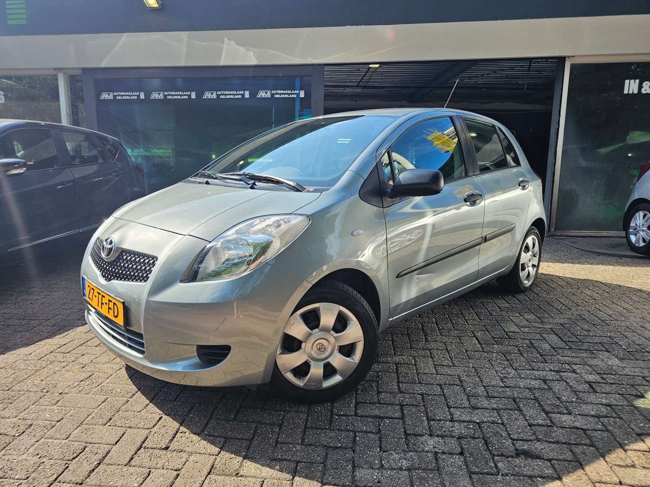 Toyota Yaris - 1.3 VVTi Terra | 1E EI)GENAAR | 3/6 OF 12MND GARANTIE | ELEC PAKKET | LAGE KM STAND | - AutoWereld.nl