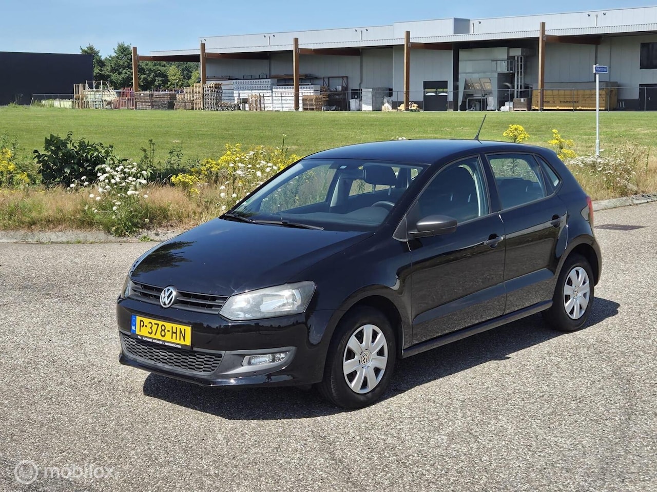 Volkswagen Polo - 1.2 Easyline Airco / 5 deurs / Apk - AutoWereld.nl