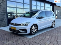 Volkswagen Touran - 1.4 TSI Highline Edition R 7p | R-Line | VOL | Automaat