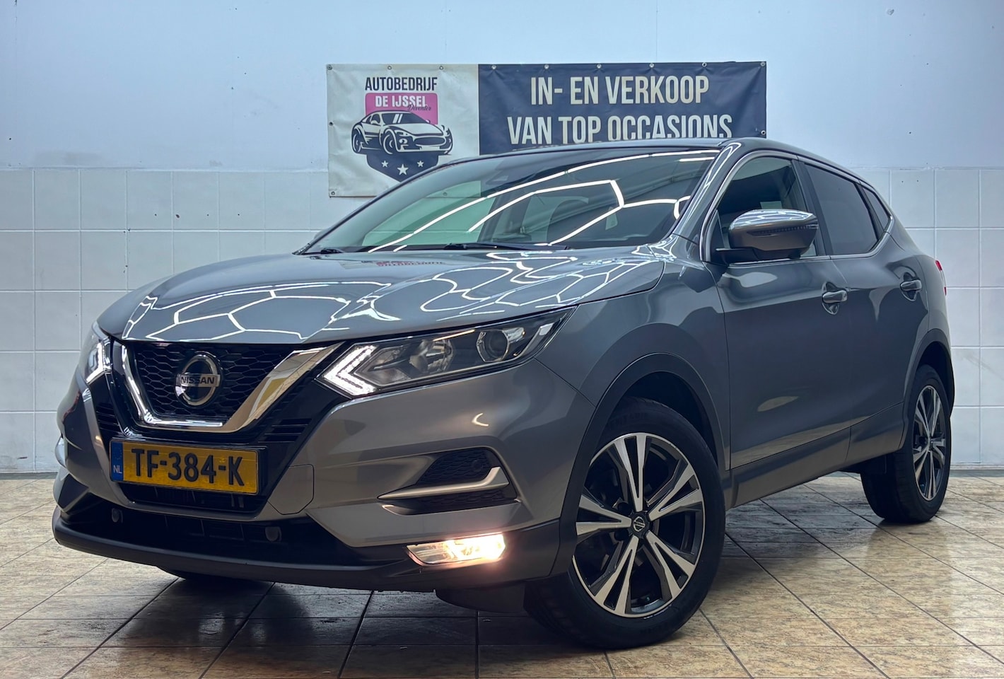 Nissan Qashqai - 1.2 N-Connecta / GARANTIE 1 JAAR / 2DE EIGENAAR - AutoWereld.nl