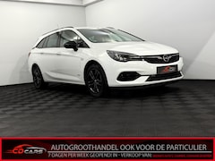 Opel Astra Sports Tourer - 1.2 Design & Tech Camera, Navi, Rijstrook correctie, A start stop, Lichtmetalen velgen, Cr