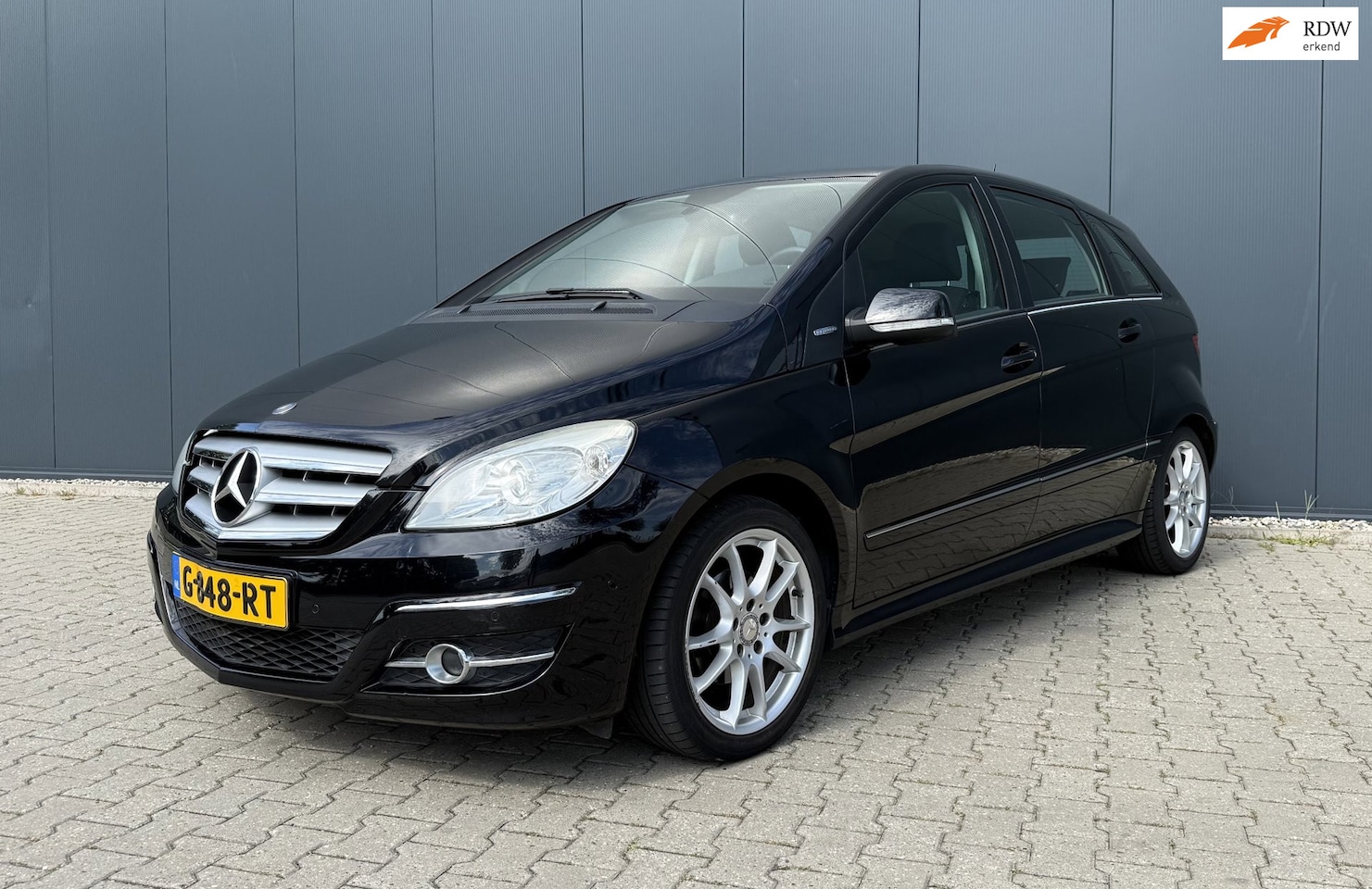 Mercedes-Benz B-klasse - 180 BlueEFFICIENCY Business CLass Airco APK - AutoWereld.nl