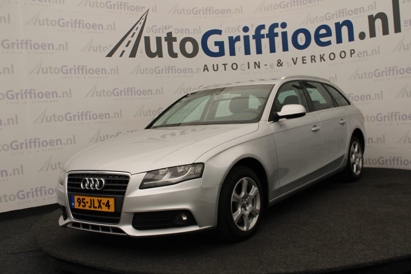 Audi A4 Avant - 2.0 TFSI Pro Line Business keurige stationcar met trekhaak - AutoWereld.nl