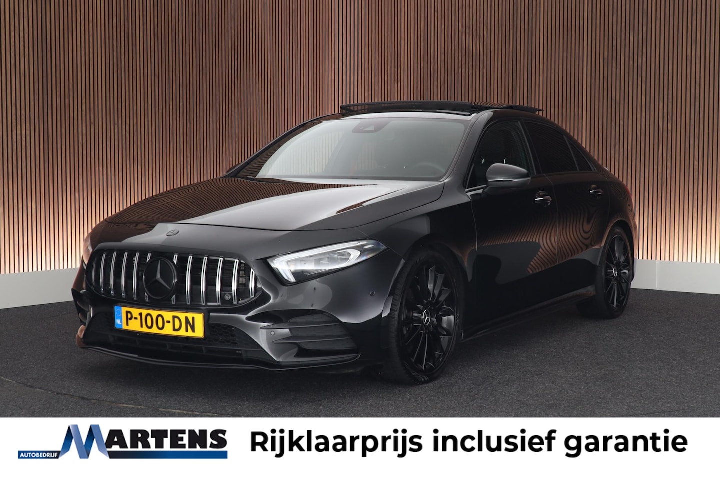 Mercedes-Benz A-klasse - 180 136pk Business Solution AMG Panoramadak Memory Stoelverwarming Trekhaak - AutoWereld.nl