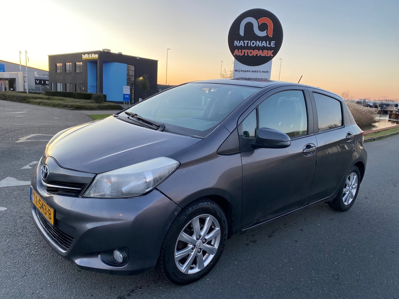 Toyota Yaris - 2013 * 1.3 VVT-i Aspiration * APK * - AutoWereld.nl