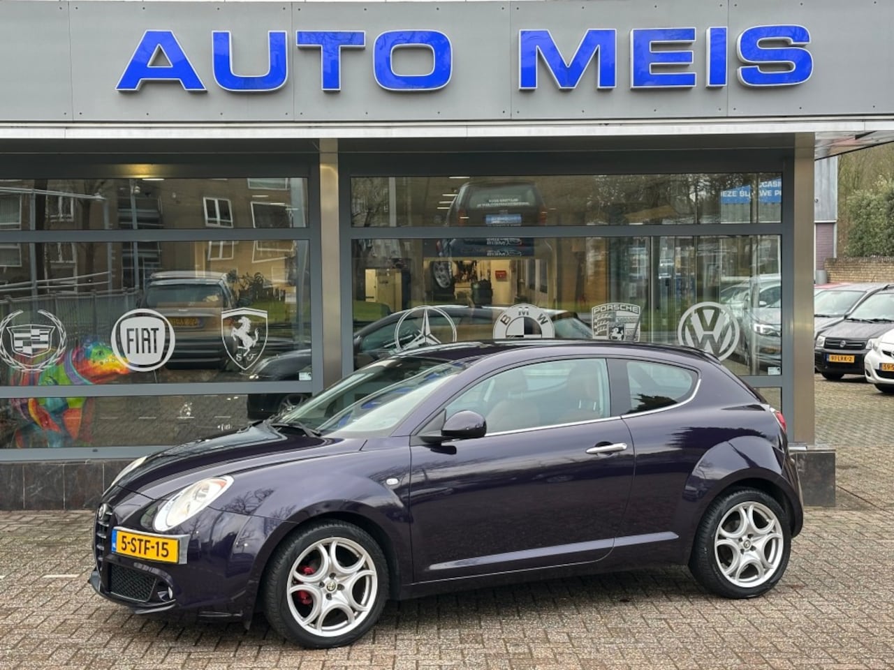 Alfa Romeo MiTo - 0.9 TwinAir Distinct Leer Airco Telefoon Cruise - AutoWereld.nl
