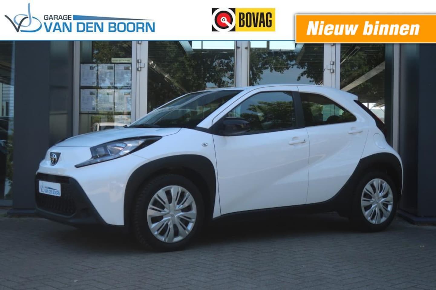 Toyota Aygo X - 1.0 VVT-I S-CVT All Season Banden, Apple Carplay/ Android Auto, etc. - AutoWereld.nl