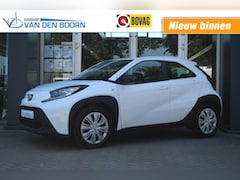 Toyota Aygo X - 1.0 VVT-I S-CVT All Season Banden, Apple Carplay/ Android Auto, etc
