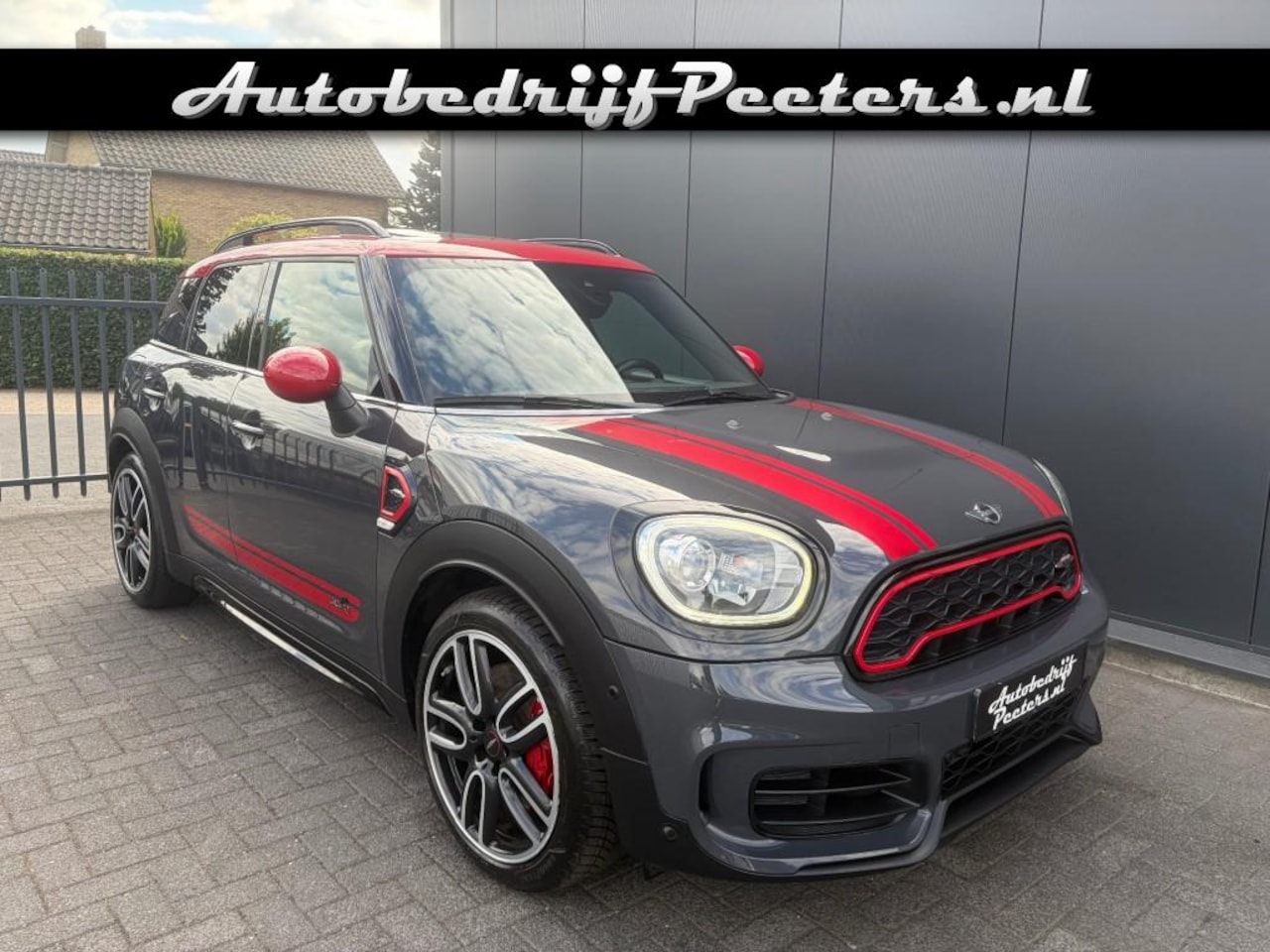 MINI Countryman - 2.0 JCW All4 Pano JCW-Schaalstoelen Camera Carplay Picnic-bench Trekhaak - AutoWereld.nl