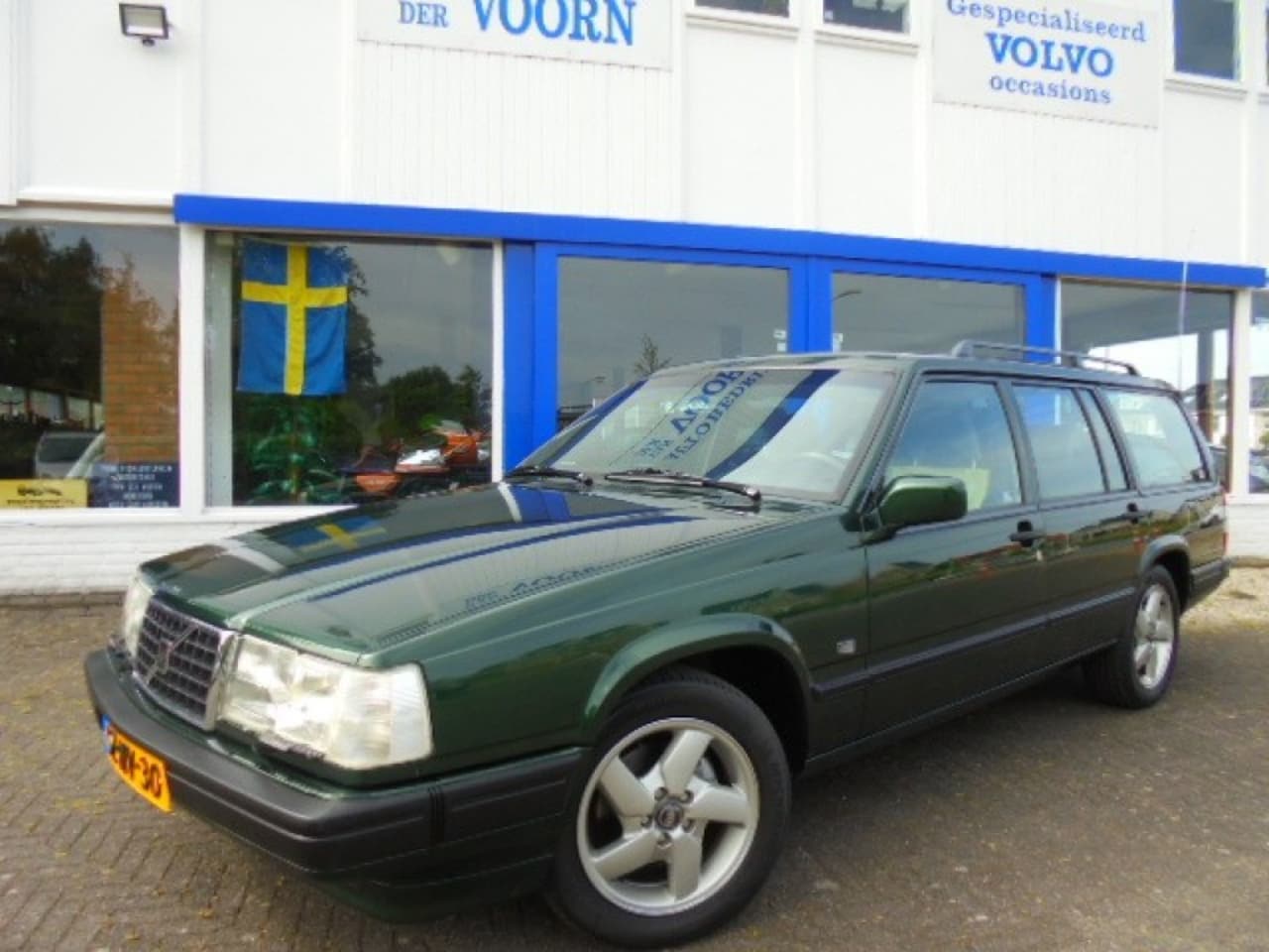 Volvo 940 - 2.3i LPT POLAR ESTATE,1EIG !!! ORG.NL !!! UNIEK!!! VOLVO DEALER O/H,NIEUWSTAAT!!! - AutoWereld.nl