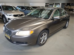 Volvo S80 - 2.0D Momentum Trekhaak Navigatie Goede staat