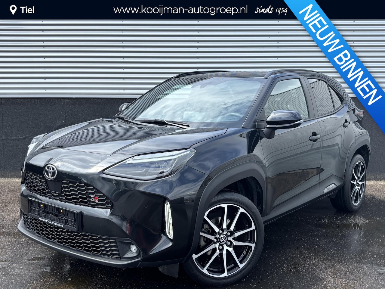 Toyota Yaris Cross - 1.5 Hybrid GR Sport Panoramadak, Stoelverwarming, Parkeersensoren voor + achter, GR Sport - AutoWereld.nl