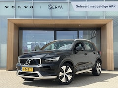 Volvo XC40 - T4 Momentum Pro
