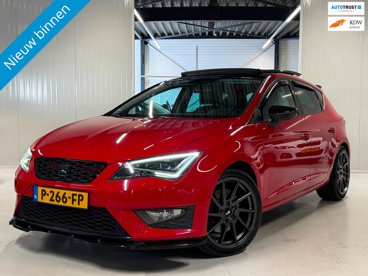 SEAT Leon - 1.8 TSI FR 18PK Panoramadak|Automaat!! - AutoWereld.nl