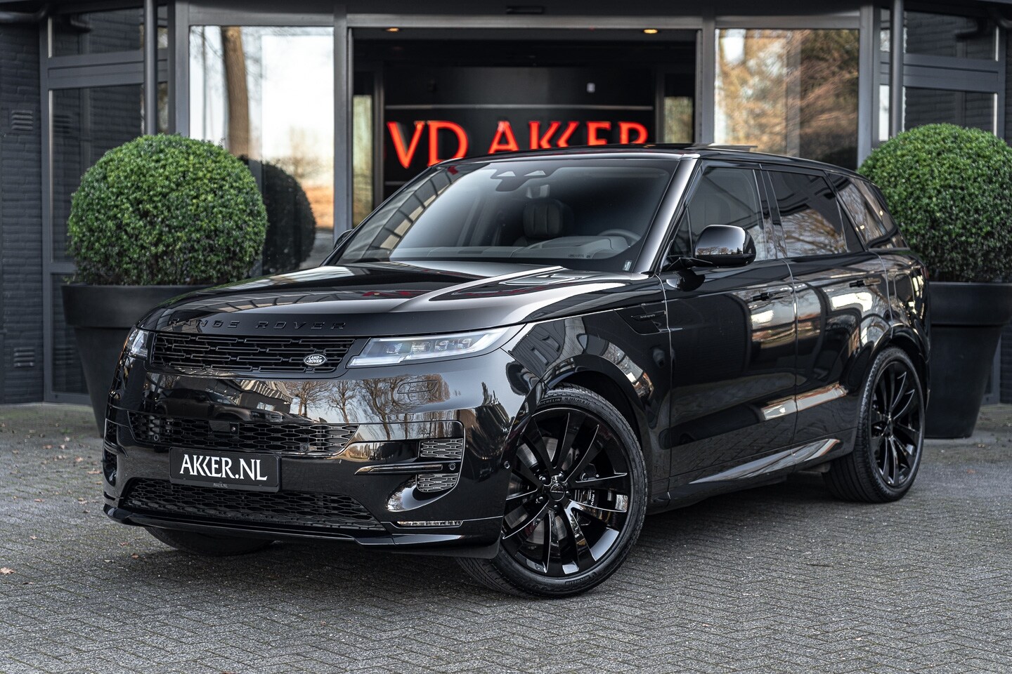 Land Rover Range Rover Sport - LANDROVER P550e Autobiography | Black Pack | Head-up | 23 Inch | Massage | 4WSturing - AutoWereld.nl