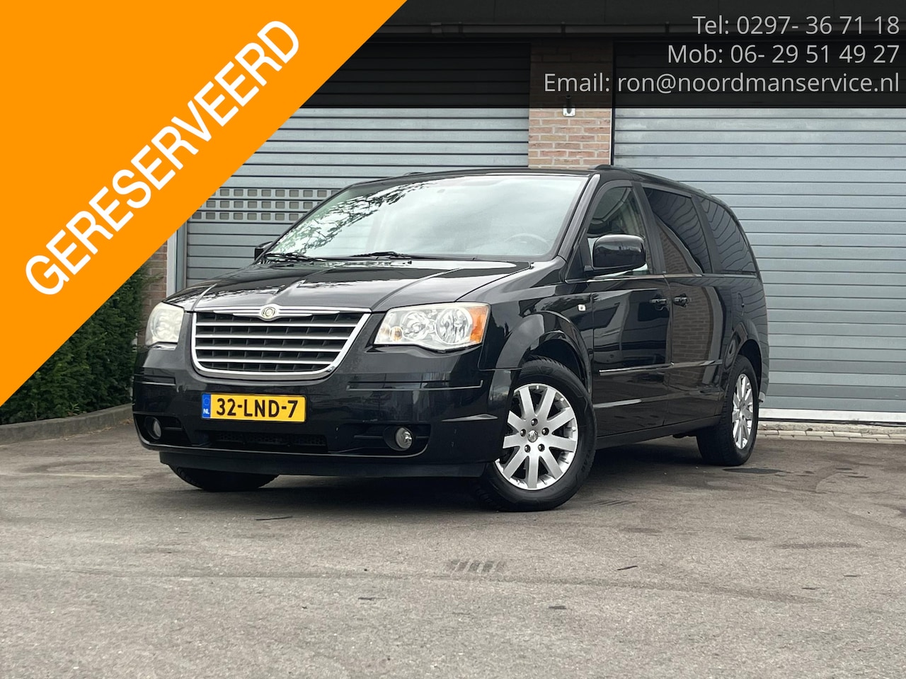 Chrysler Grand Voyager - 3.8 V6 Signature Series 3.8 V6 Signature Series - AutoWereld.nl