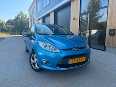 Ford Fiesta - 1.25 Titanium (bj 2010) Climate control/Parksensor/NW APK