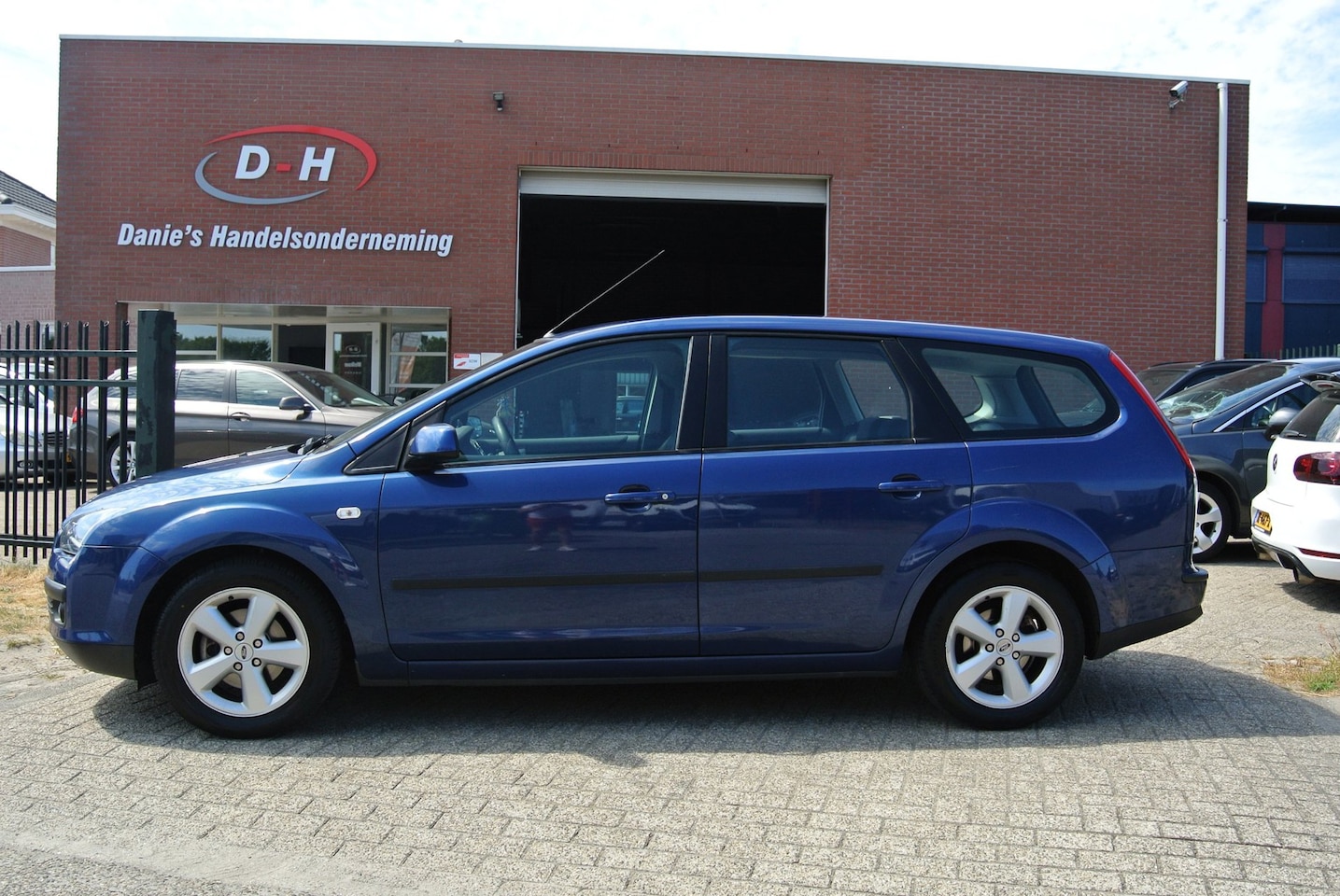 Ford Focus Wagon - 1.6-16V Futura airco apk 16-07-2027 inruil mogelijk nap - AutoWereld.nl