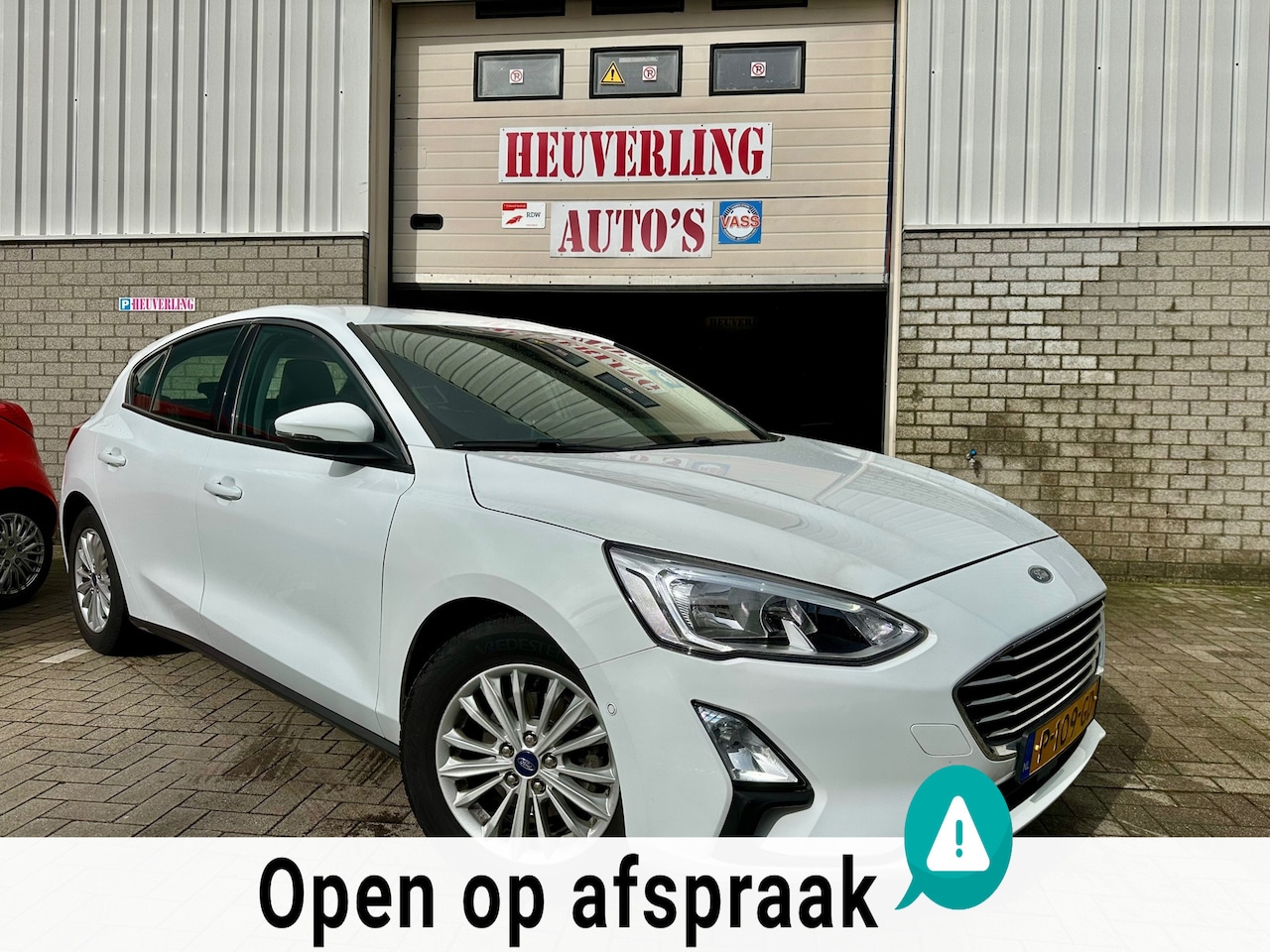 Ford Focus - 1.0 EcoBoost ST Line Business | PDC | Camera | Clima - AutoWereld.nl