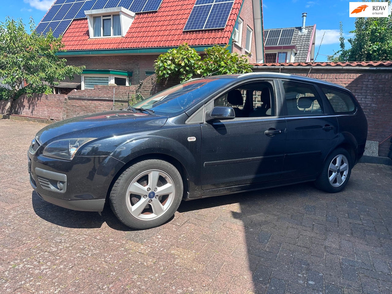 Ford Focus Wagon - 1.8-16V Ambiente FlexiFuel 1.8-16V Ambiente Flexifuel - AutoWereld.nl