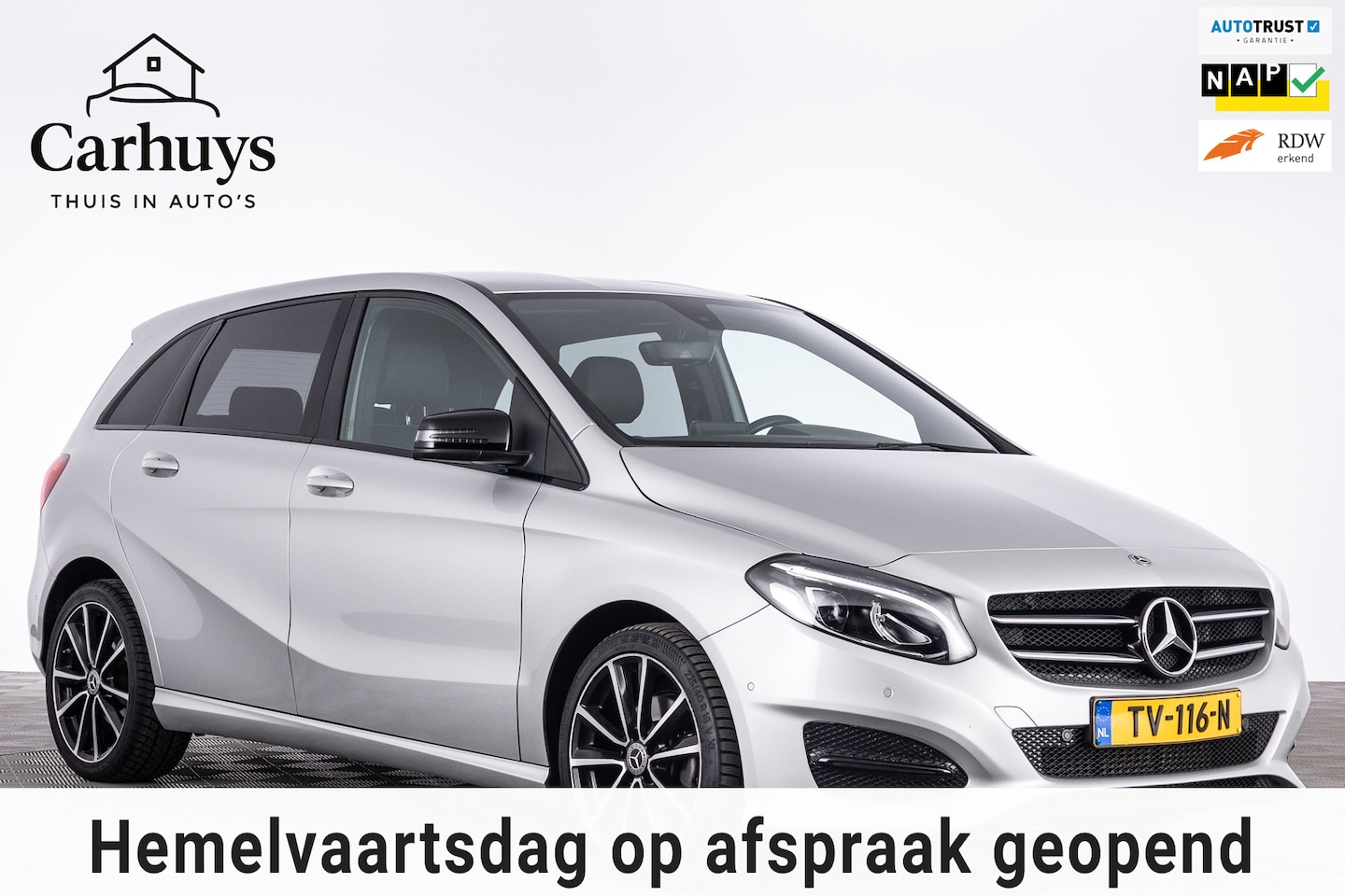 Mercedes-Benz B-klasse - 180 Ambition AMG Line Night pakket/Aut/18 Inch/Half leder/Ned auto/Navigatie - AutoWereld.nl