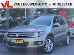 Volkswagen Tiguan - 1.4 TSI Sport&Style | Trekhaak | Navi | Camera