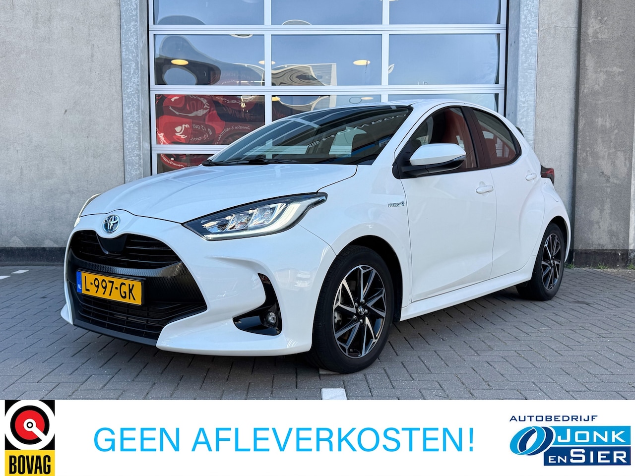 Toyota Yaris - 1.5 Hybrid Dynamic|Trekhaak|Apple CarPlay/Android Auto|Camera|Adap.cruise control - AutoWereld.nl