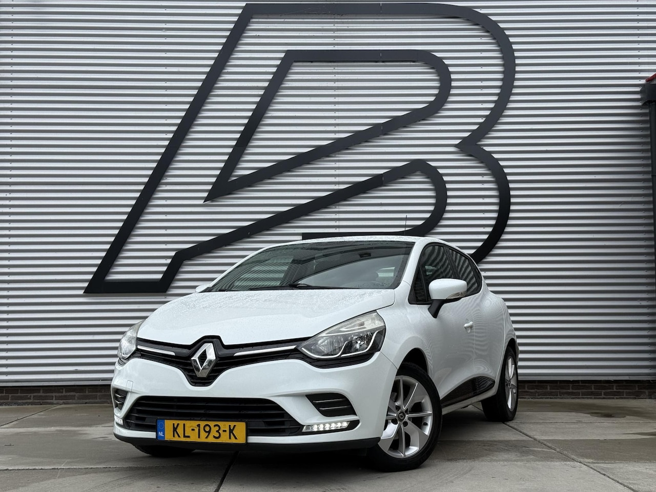 Renault Clio - 0.9 TCe Zen Airco|Cruise|Navi|Elek ramen|N.A.P|APK tot 10-2026 - AutoWereld.nl