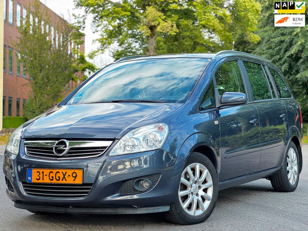 Opel Zafira - 2.2 Temptation 2.2 Temptation - AutoWereld.nl