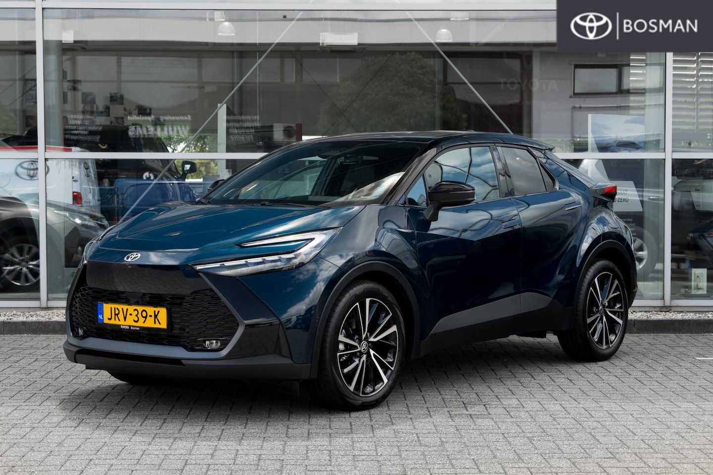 Toyota C-HR - 1.8 Hybrid 140 Executive - AutoWereld.nl
