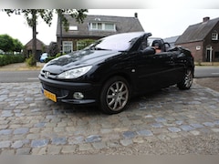 Peugeot 206 CC - 2.0-16V nette goed rijdende auto met nw apk 17-8-2027 div. exstra, s