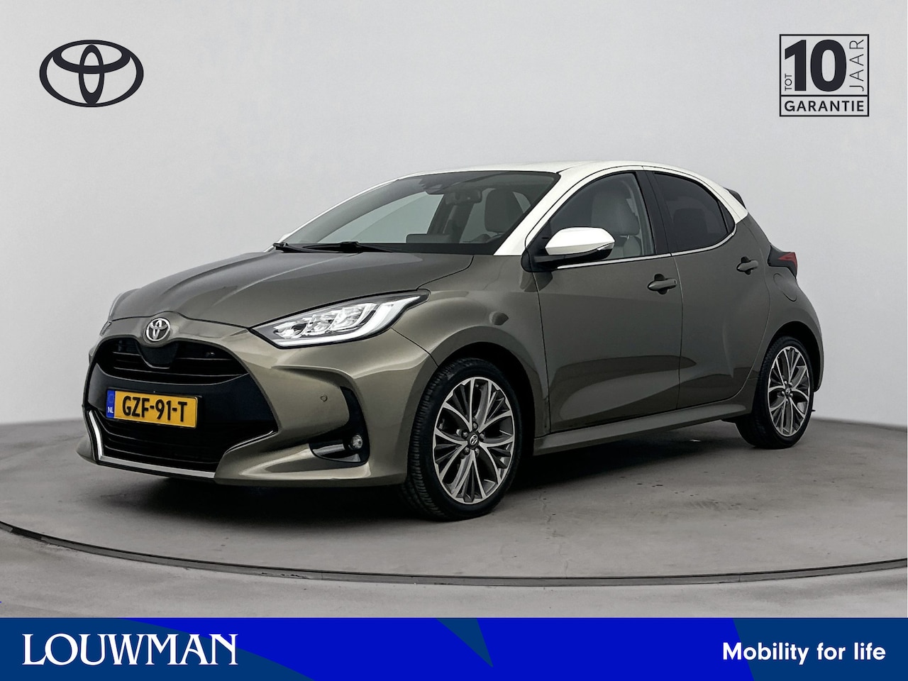 Toyota Yaris - 1.5 VVT-i Executive | Parkeersensoren V+A | Dode Hoek Detectie | - AutoWereld.nl