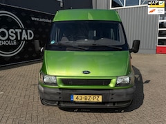 Ford Transit - 300M 2.4TDdi Automaat / Invalideauto / Rolstoel / Eleck. Achterdeuren