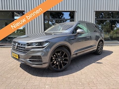 Volkswagen Touareg - 3.0 TDI V6 GRIJSKENTEKEN 3.5T Trekhaak, Leer, Luchtvering, Apple Carplay, Memorystoelen
