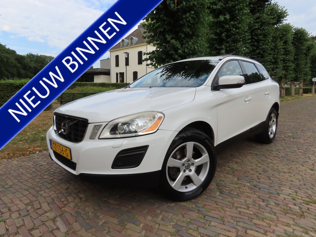 Volvo XC60 - 2.0T Summum Leer Panoramadak Ecc Cruisecontrol Navigatie Stoelverwarming Achteruitrijcamer - AutoWereld.nl