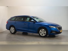 Skoda Octavia Combi - 1.0 e-TSI DSG Ambition Parkeersensoren Trekhaak Virtual Cockpit App-Connect DAB+