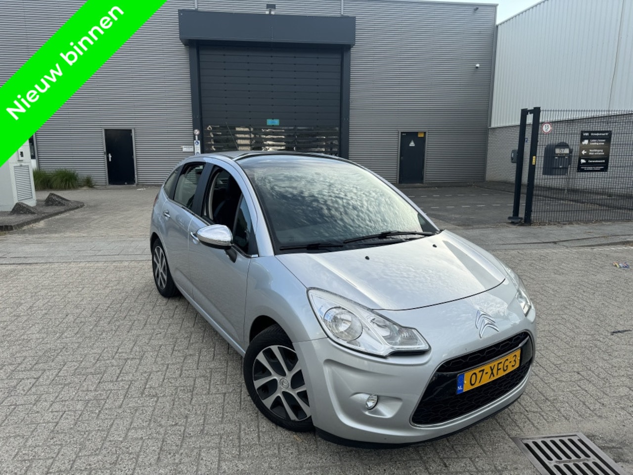 Citroën C3 - 1.6 eHDi Clima|Pano|Bluetooth|Cruise - AutoWereld.nl