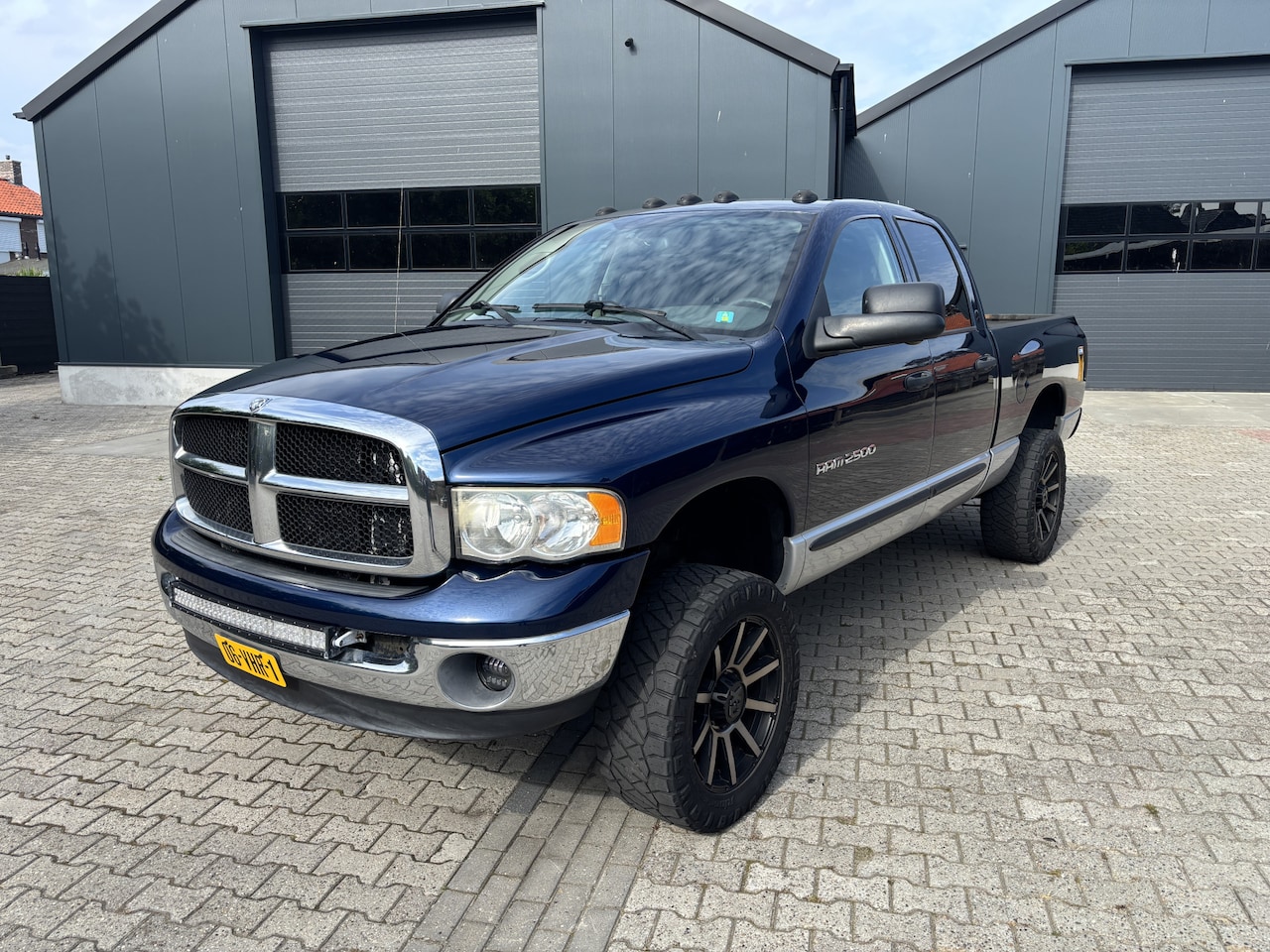 Dodge Ram 2500 - SLT 5.9L Cummins, 4wd, Crew-Cab, Nw-APK, Youngtimer. - AutoWereld.nl