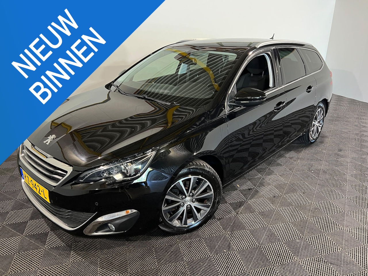 Peugeot 308 SW - 1.2 PureTech Blue Lease Premium 1.2 PureTech Blue Lease Premium - AutoWereld.nl