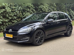 Volkswagen Golf - 1.4 TSI ACT Highline Clima Leer 19’inch
